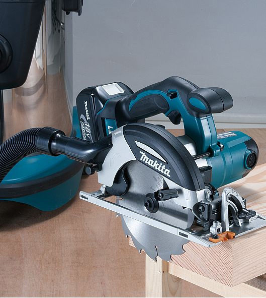 Fierăstrău circular Makita DHS630Z