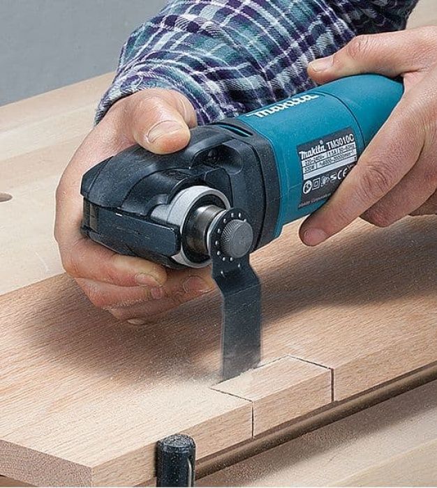 Unealta multifunctionala Makita TM3010CX6J